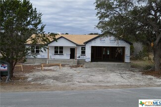 590 Persimmon Pass, Fischer, TX 78623