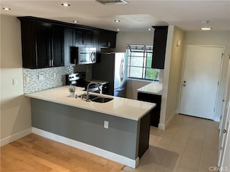 251 Pineview, Irvine, CA 92620