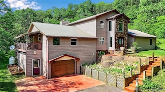 2035 Centerline Rd, Varysburg, NY 14167