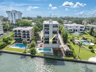602 Lime Ave Unit 102, Clearwater, FL 33756