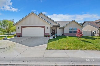 801 Pine St, Filer, ID 83328