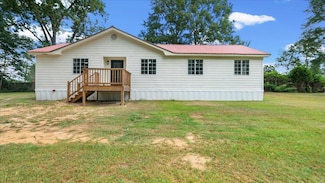 810 Myrick Ave, Lumberton, MS 39455