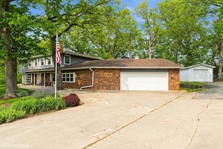 43389 N Oakcrest Ln, Zion, IL 60099