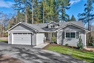 41 E Channel Dr, Allyn, WA 98524