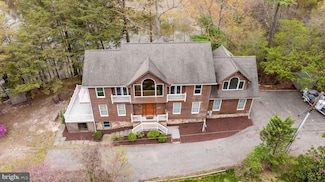 322 Piney Point Rd, Pasadena, MD 21122