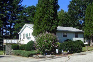 3 Roberta Dr, Dover, NH 03820