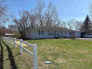 4869 E Wheatland Rd, Vincennes, IN 47591