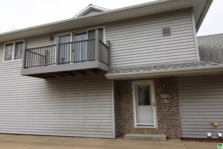 420 Lake Ave Unit C, Storm Lake, IA 50588