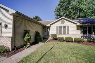 707 Maunesha Dr, Marshall, WI 53559