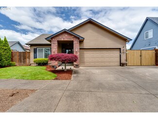 3475 Merryvale Rd, Eugene, OR 97404
