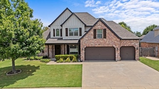 6501 S 35th St, Rogers, AR 72758