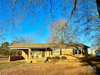 1824 N Charlotte Ave, Monroe, NC 28110