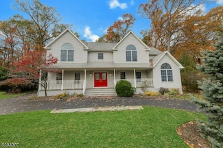 187 Hillcrest Dr, Wayne, NJ 07470