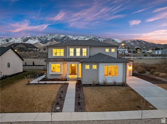 3559 S Garibaldi Way, Saratoga Springs, UT 84045