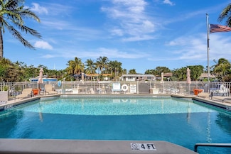 2811 NE 51st St Unit 7, Fort Lauderdale, FL 33308