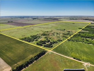0 NW 30th Ave, Pratt, KS 67124