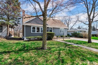 3929 Main St, Downers Grove, IL 60515