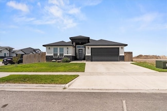 7910 Parham Dr, Corpus Christi, TX 78414