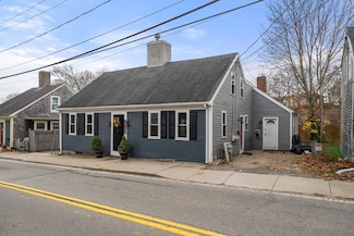 126 Summer St, Plymouth, MA 02360