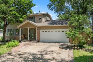 1014 Willow River Ct, Florissant, MO 63031