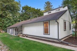 1920 Monrovia Dr, Michigan City, IN 46360