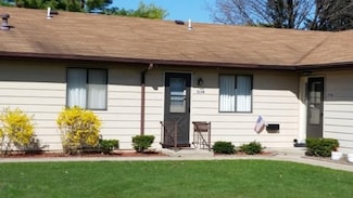 5158 Green Meadow Rd, Kalamazoo, MI 49009