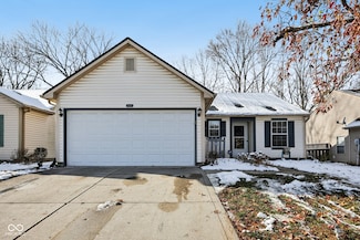 438 Speedway Woods Dr, Indianapolis, IN 46224