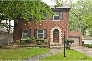 2114 Lincolnwood Dr, Evanston, IL 60201