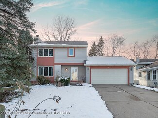 436 Dutch Hill Dr, Lansing, MI 48917