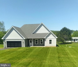 123 Robin Ln, Kunkletown, PA 18058