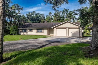 3804 65th St E, Bradenton, FL 34208