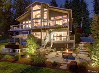 215 210th Ave NE, Sammamish, WA 98074