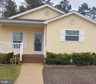82 Pinetree Ln, Mays Landing, NJ 08330