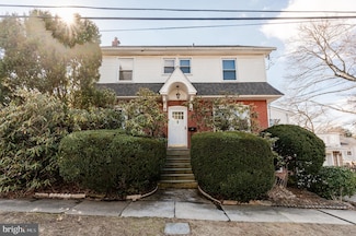 205 W Dupont St, Ridley Park, PA 19078