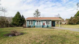 763 Tomotla Rd, Marble, NC 28905