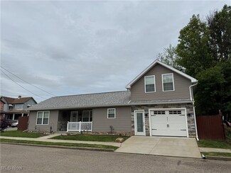 405 E 2nd St, Uhrichsville, OH 44683