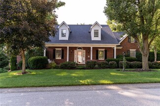 5507 14th Ave, Vienna, WV 26105