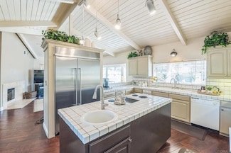 719 Singing Trails Dr, El Cajon, CA 92019
