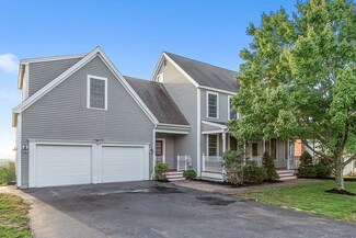 84 Pheasant Run Cir, Leominster, MA 01453