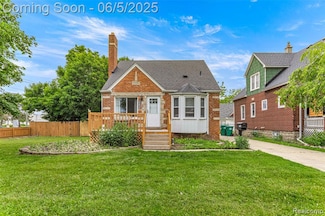 29046 Krauter St, Garden City, MI 48135