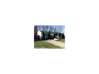 9 S Joshua Ct, Scottsburg, IN 47170