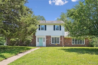301 Perth Ln, Sandston, VA 23150