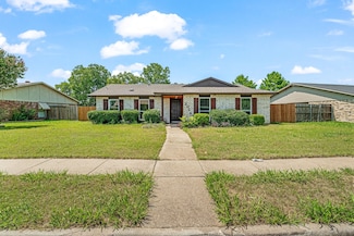 2026 Lewis Trail, Grand Prairie, TX 75052