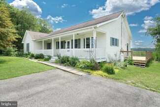 4962 Swamp Rd, Felton, PA 17322