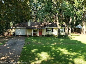 2319 Lake Heritage Dr, Tallahassee, FL 32311