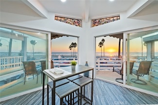 2212 W Oceanfront, Newport Beach, CA 92663