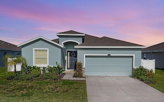 7139 Steer Blade Dr, Zephyrhills, FL 33541