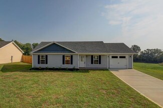 129 Kentucky Ridge, Oak Grove, KY 42262
