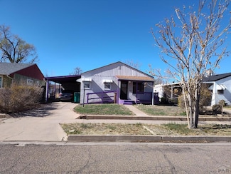 726 W Corona Ave, Pueblo, CO 81004