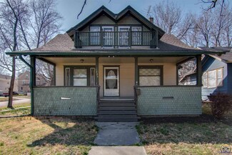1535 SW Mulvane St, Topeka, KS 66604